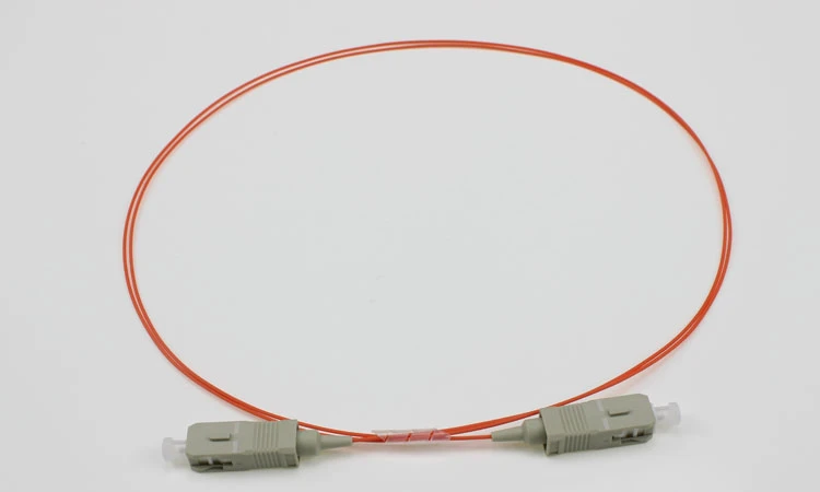 Optik tolali SC patch kabeli