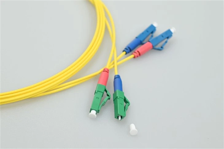 FIBER OPTIK PATCH CORD LC APC TO LC UPC DUPLEKS