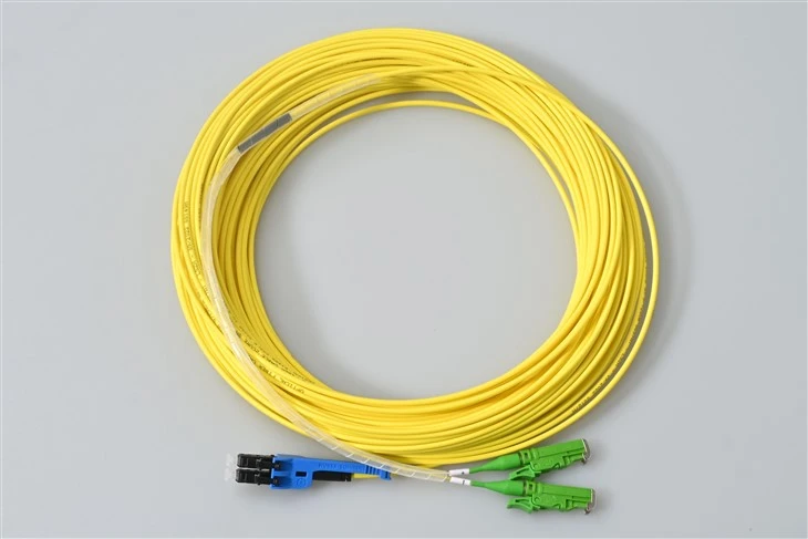 Optik tolali patch kabeli Lc Uniboot to E2000