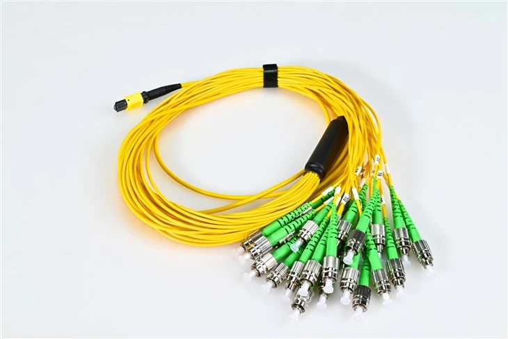Optik tolali patch kabeli Mtp to Fc Apc 3,0 mm sariq 24 yadro